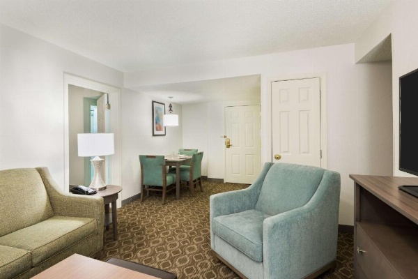 Homewood Suites By Hilton Baton Rouge image 14