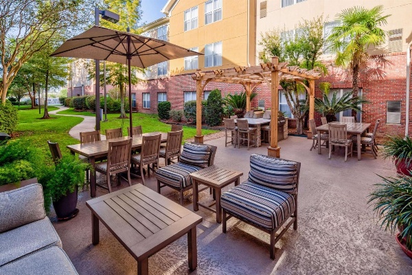 Homewood Suites By Hilton Baton Rouge image 2