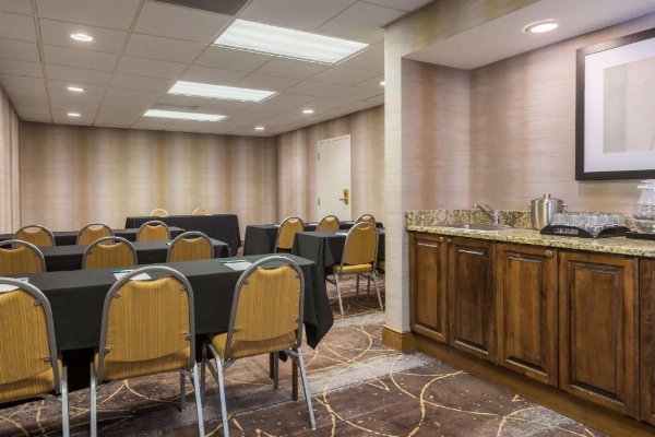 Homewood Suites By Hilton Baton Rouge image 20